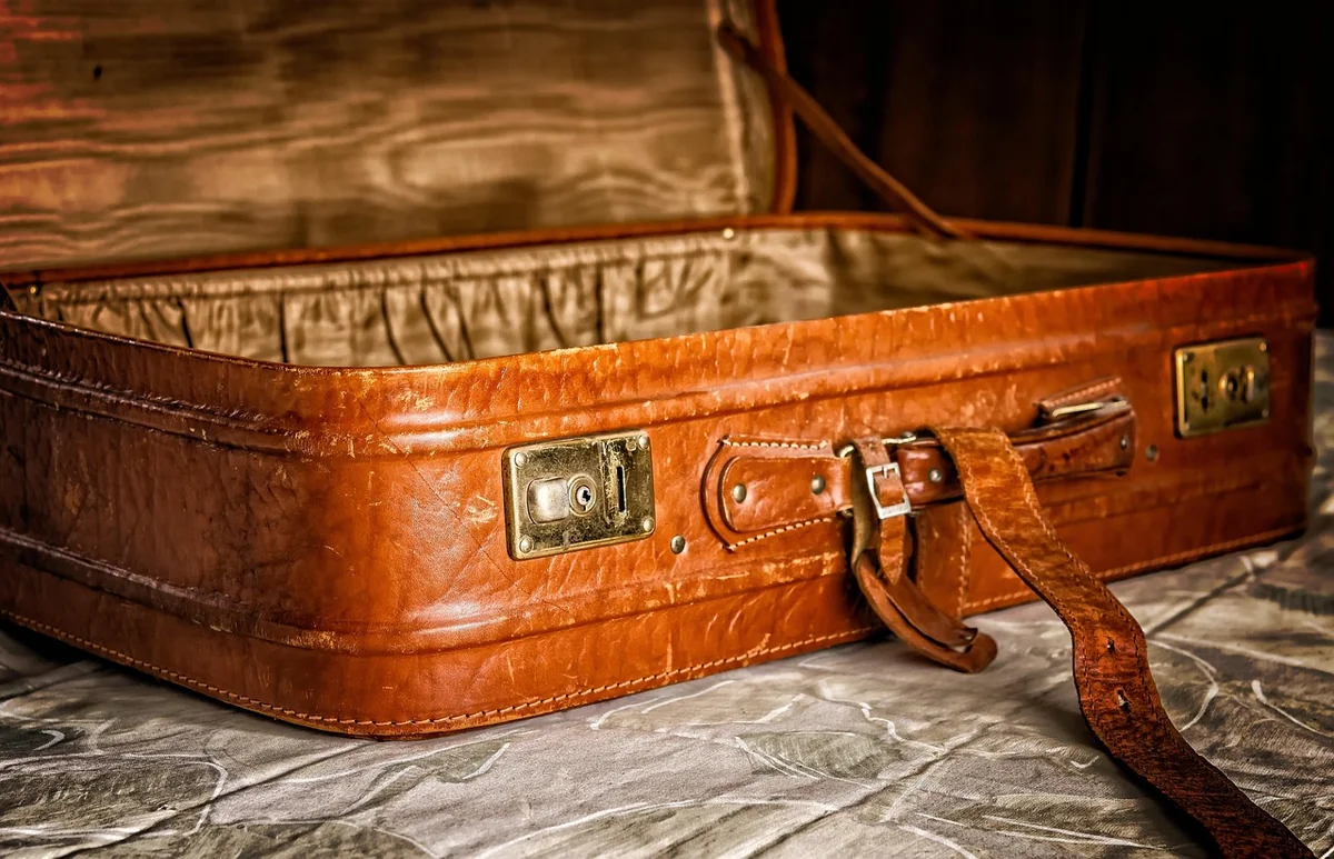 Découvrez l'urne mariage valise tendance pour un voyage inoubliable en 2026