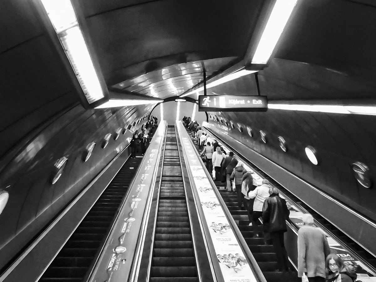 Quel est le prix d'un monte escalier Stannah en 2026 ? Guide complet